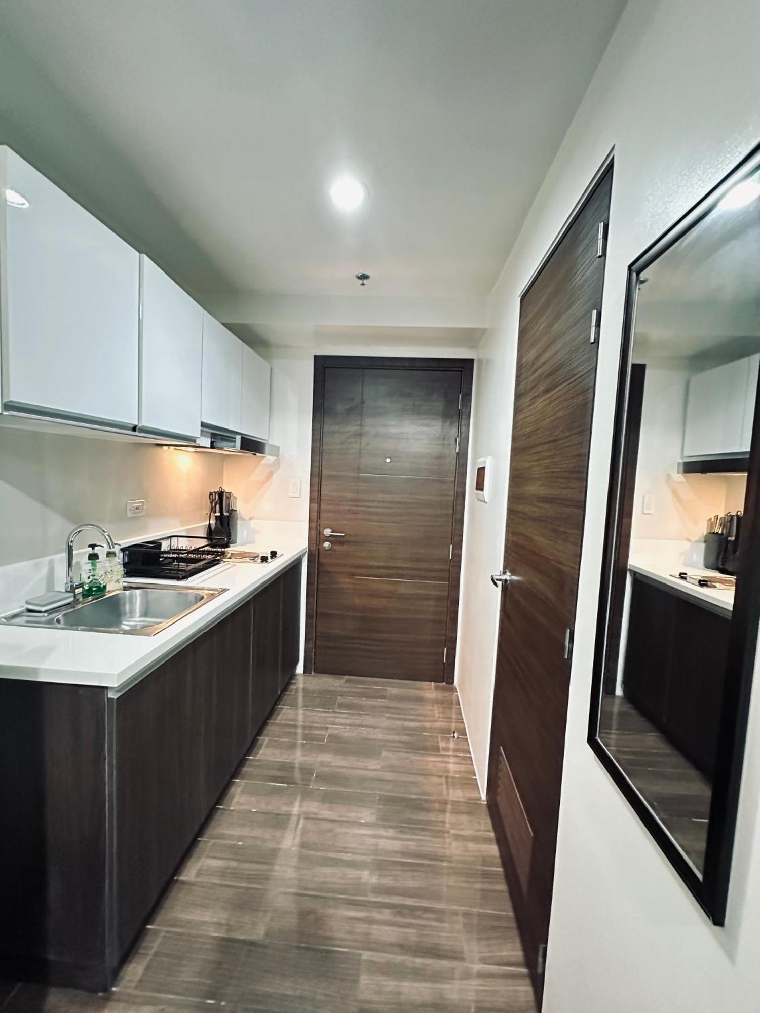Heart Of Makati, Fully Furnished Condo, Cbd Central Location Makati City Buitenkant foto