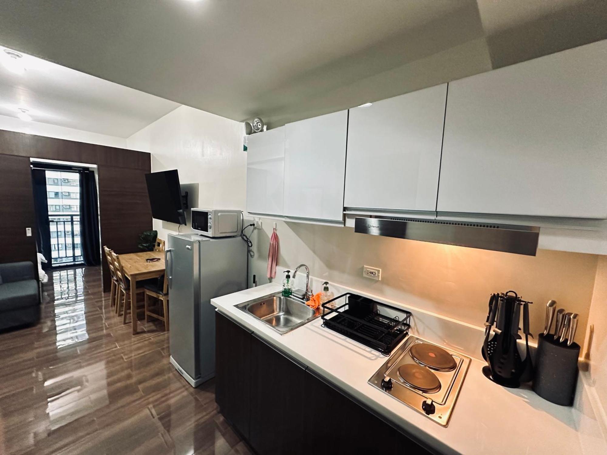 Heart Of Makati, Fully Furnished Condo, Cbd Central Location Makati City Buitenkant foto